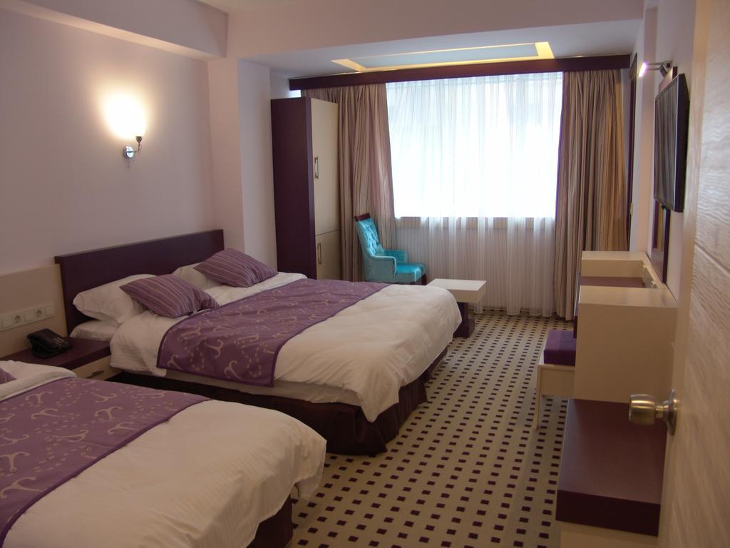 Izan Hotel Esmirna Habitación foto